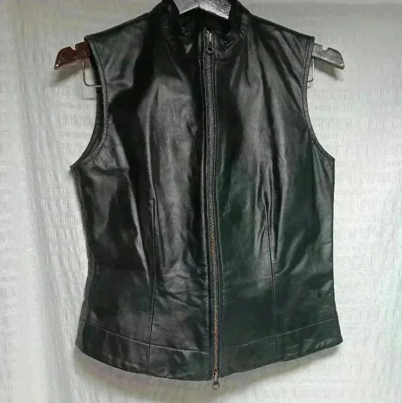 Nine West Jackets & Blazers - 💯 Leather Full zip ladies fitted vest. Size s